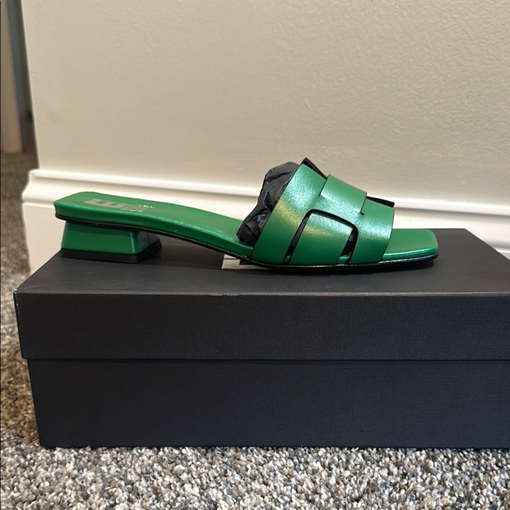 NWT Green Women's Slide Sandals